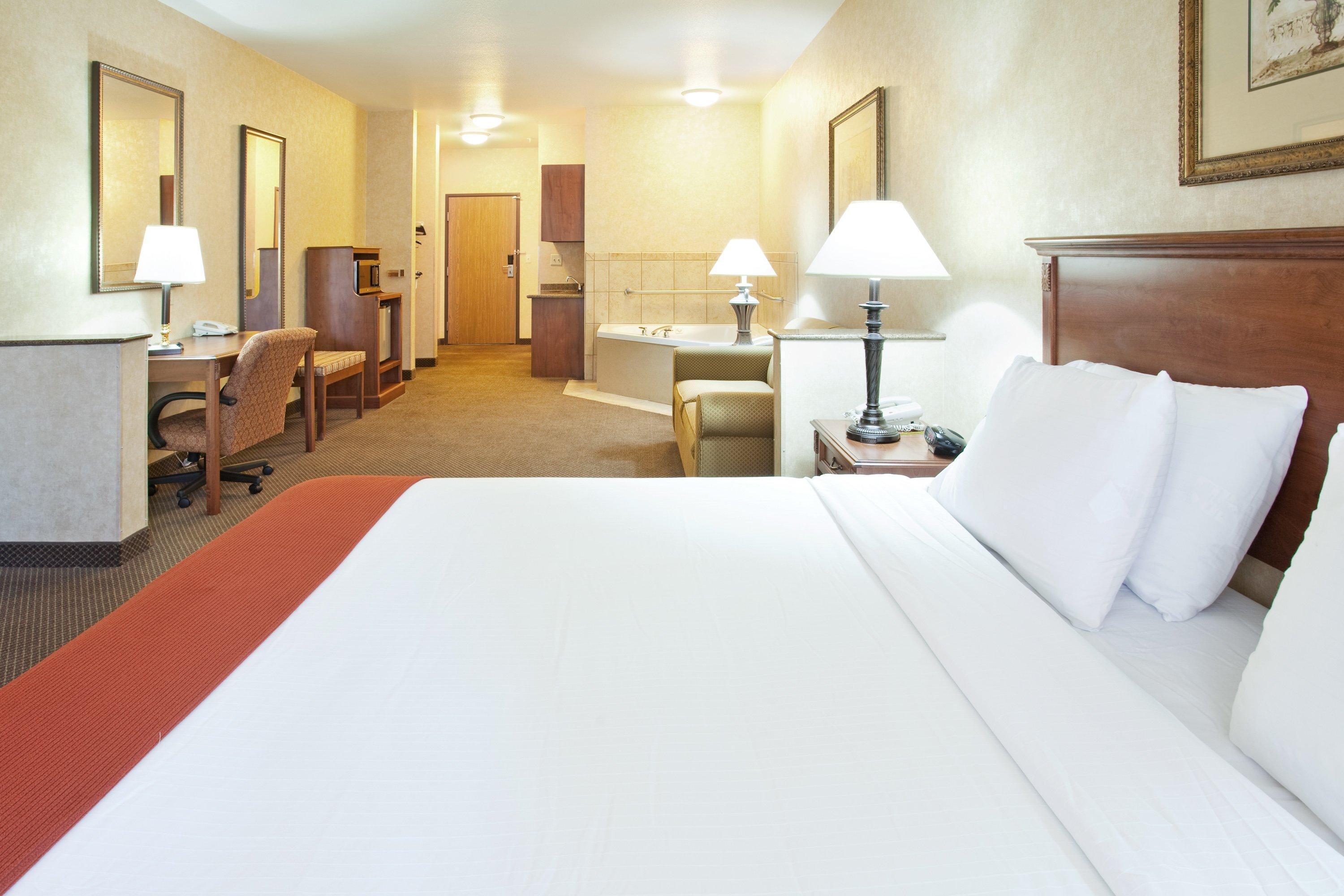 Holiday Inn Express Hotel & Suites Barstow By Ihg Exterior photo